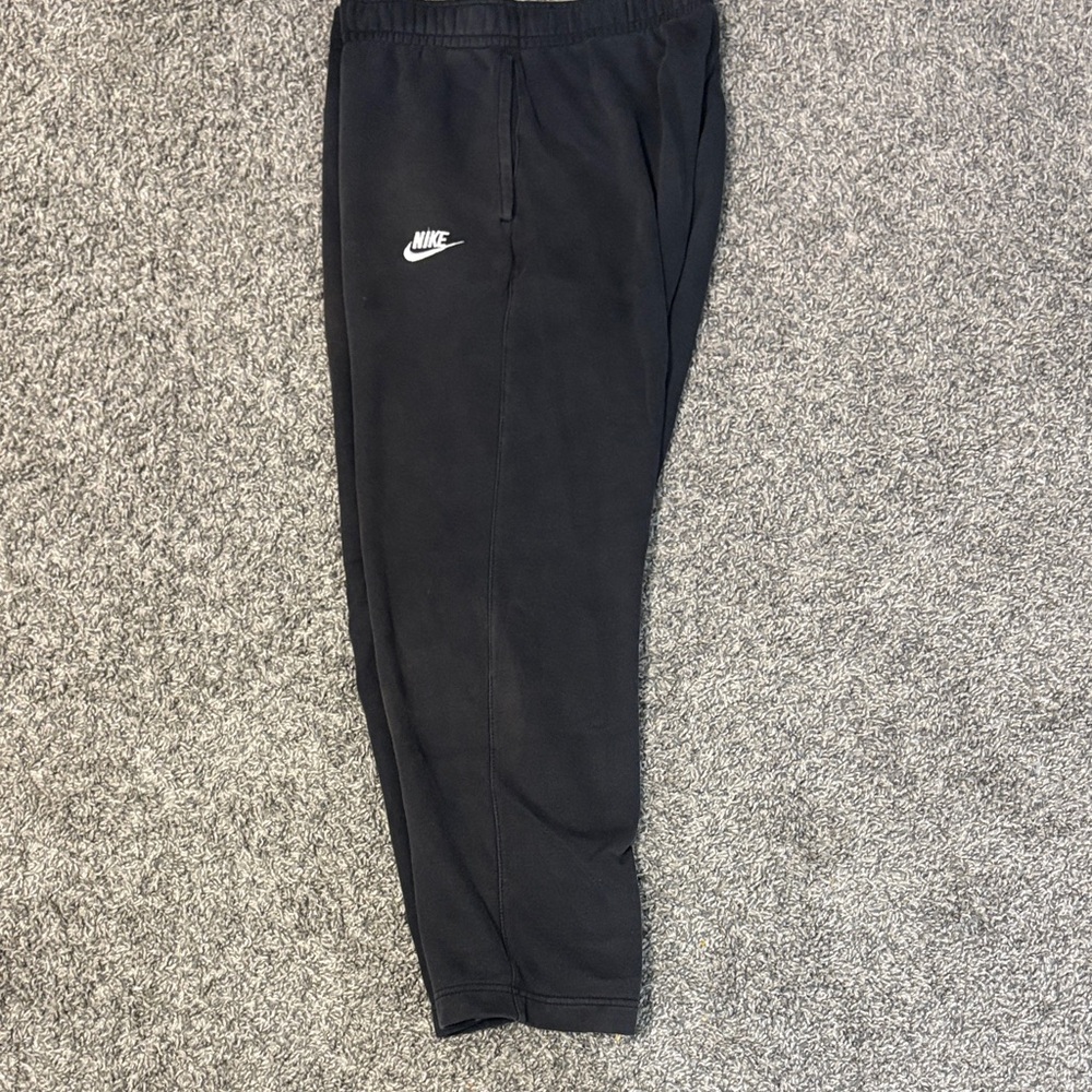 Nike youth large Black Sweatpants